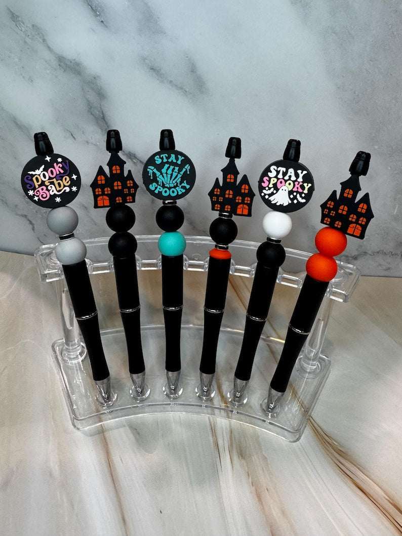 Custom regular pen with beads made live on TikTok at Wrigleys.Nook