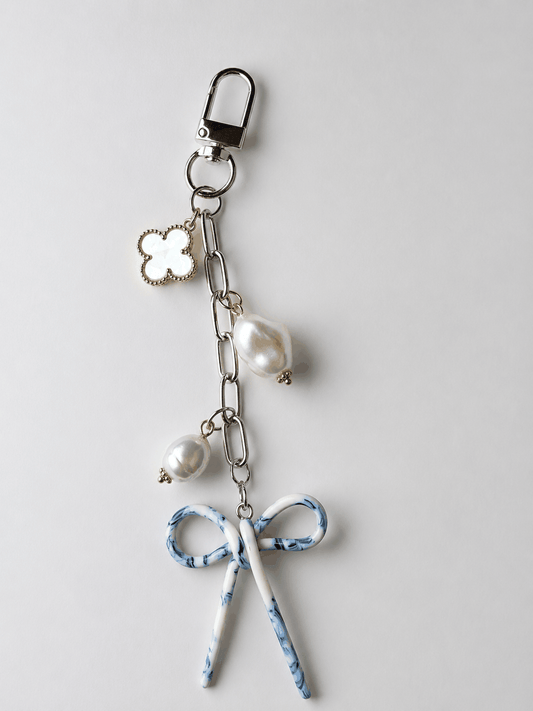 Blue Bow freshwater pearl clover bag charm keychain on purse